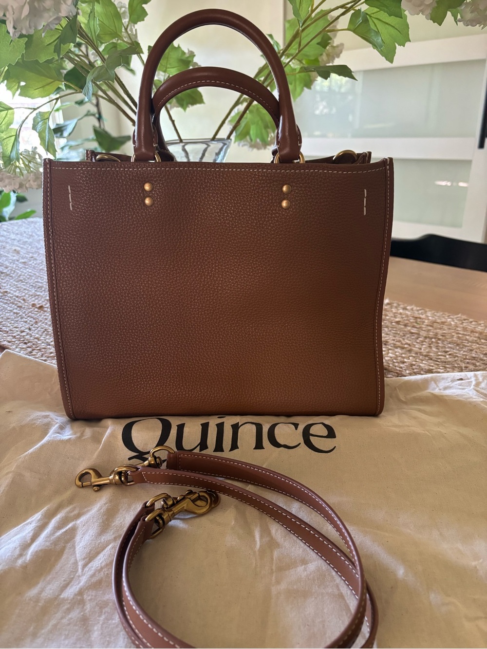 QUINCE Italian Leather Medium Convertible bag - Picture 6 of 13